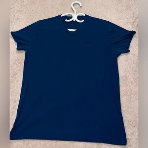 Men’s Hollister T Shirt